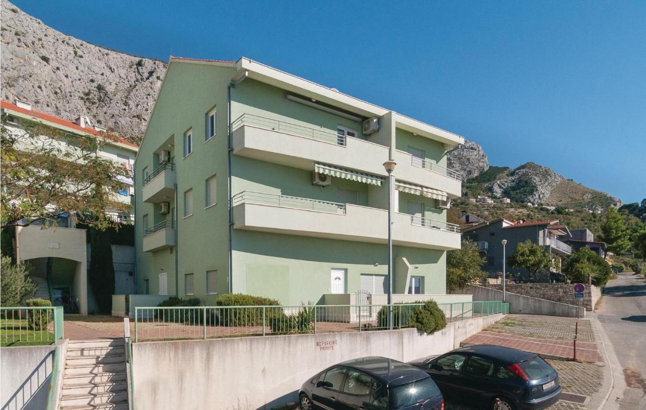 Nice Apartment In Omis With House Sea View Exterior photo